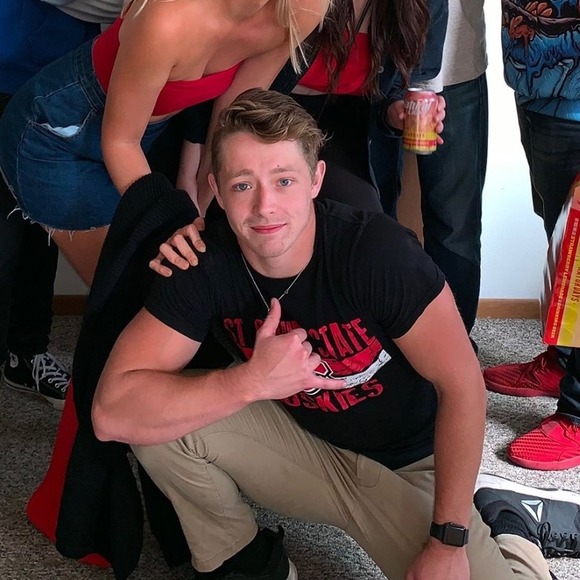 Meet your Posher, Jared - Picture 1 of 1